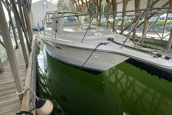 1988 Tiara Yachts 3300 Open