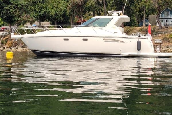 2004 Tiara Yachts 3600 Sovran
