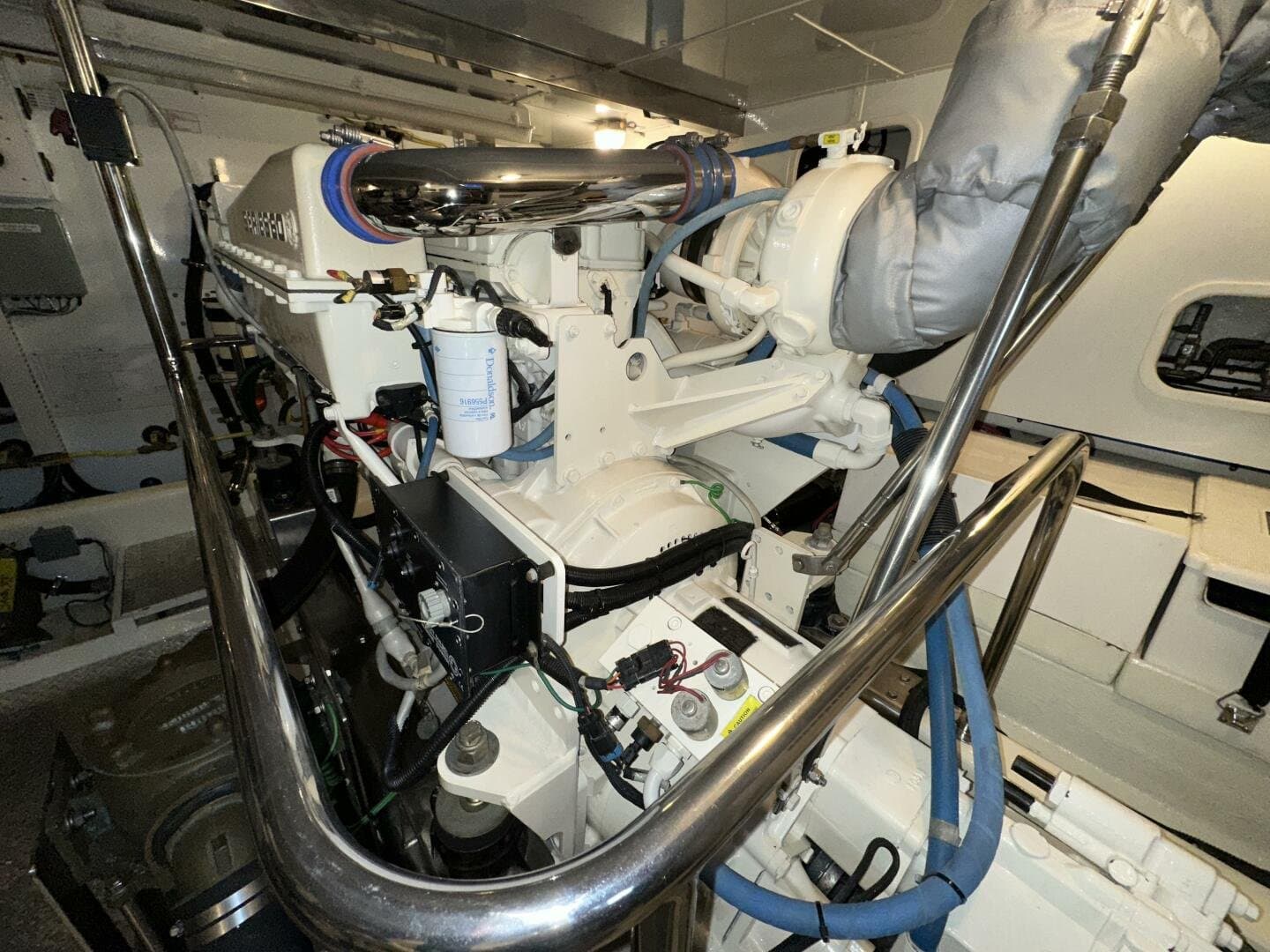 2004 Ocean Alexander 610 Pilothouse