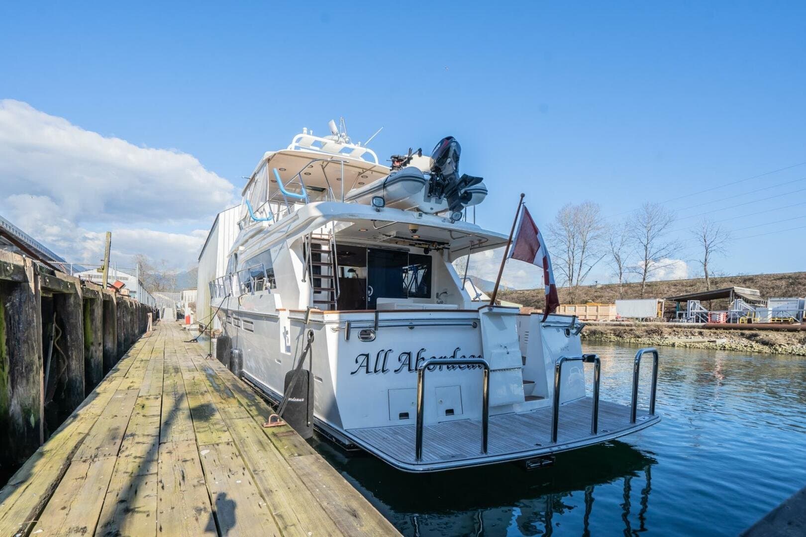2004 Ocean Alexander 610 Pilothouse
