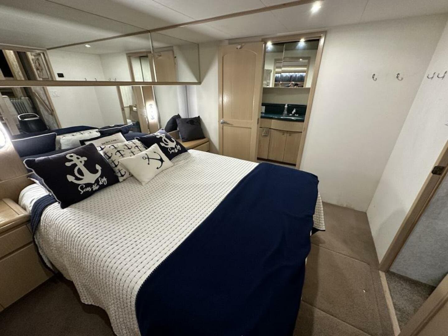 1993 West Bay Pilothouse