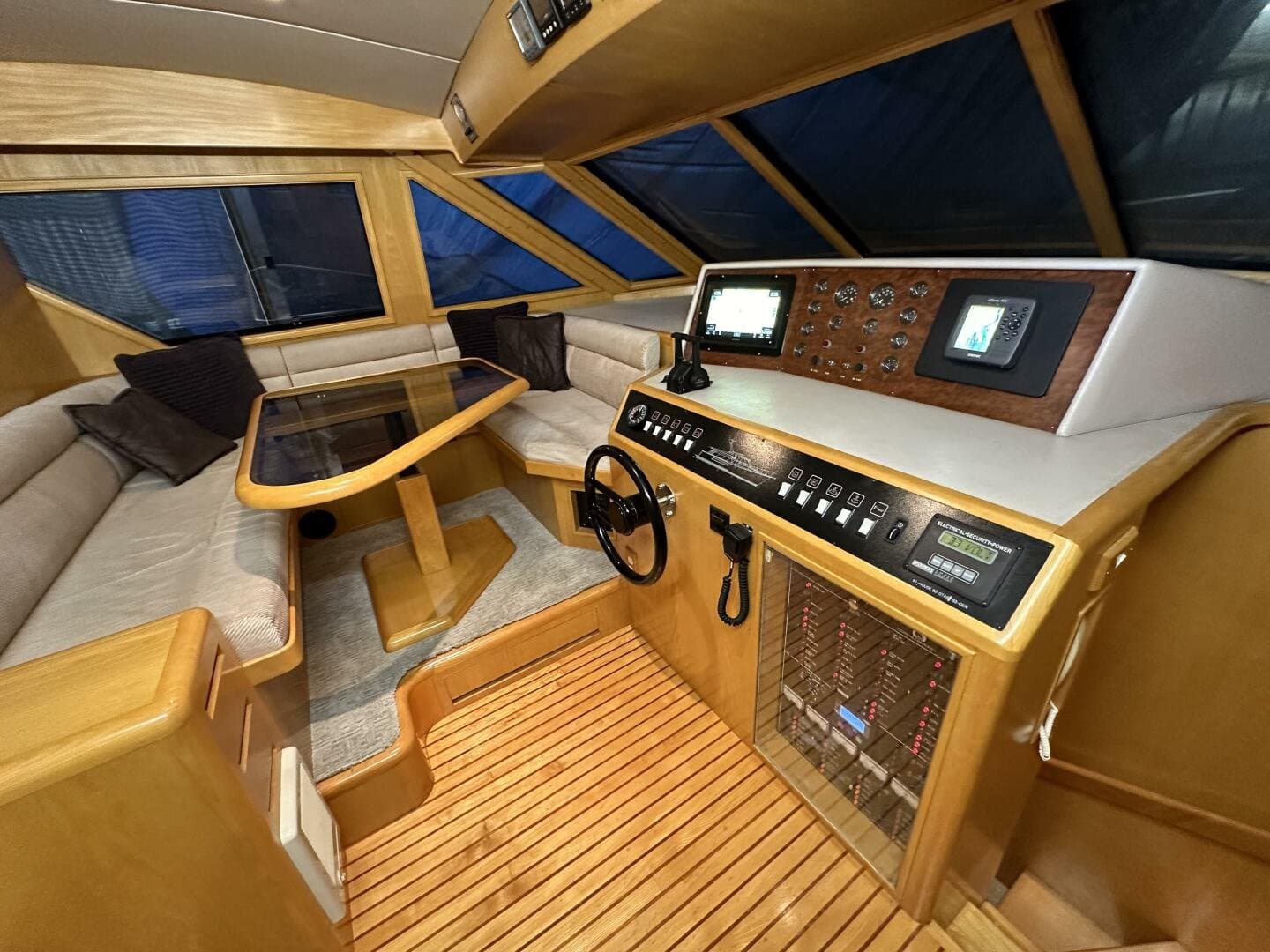 1993 Ocean Alexander 52 Pilothouse
