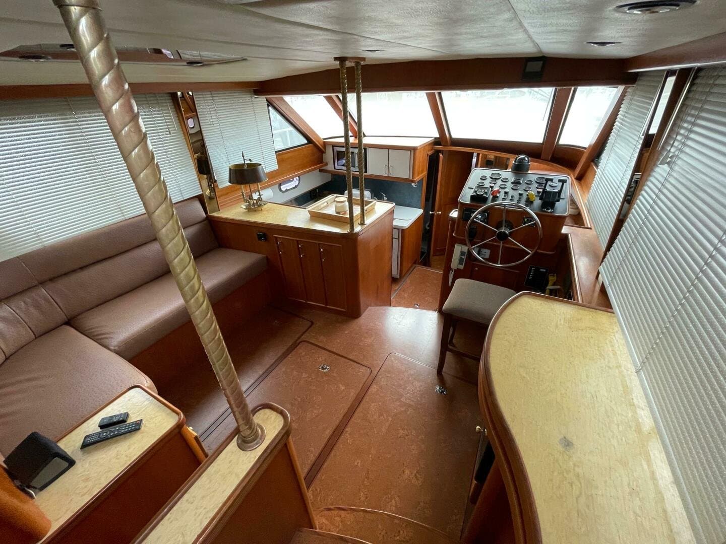 1995 Queenship Aft Cabin