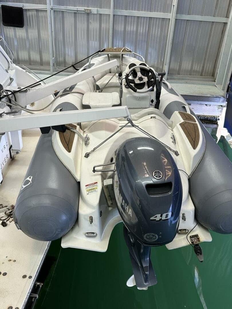 1995 Queenship Aft Cabin