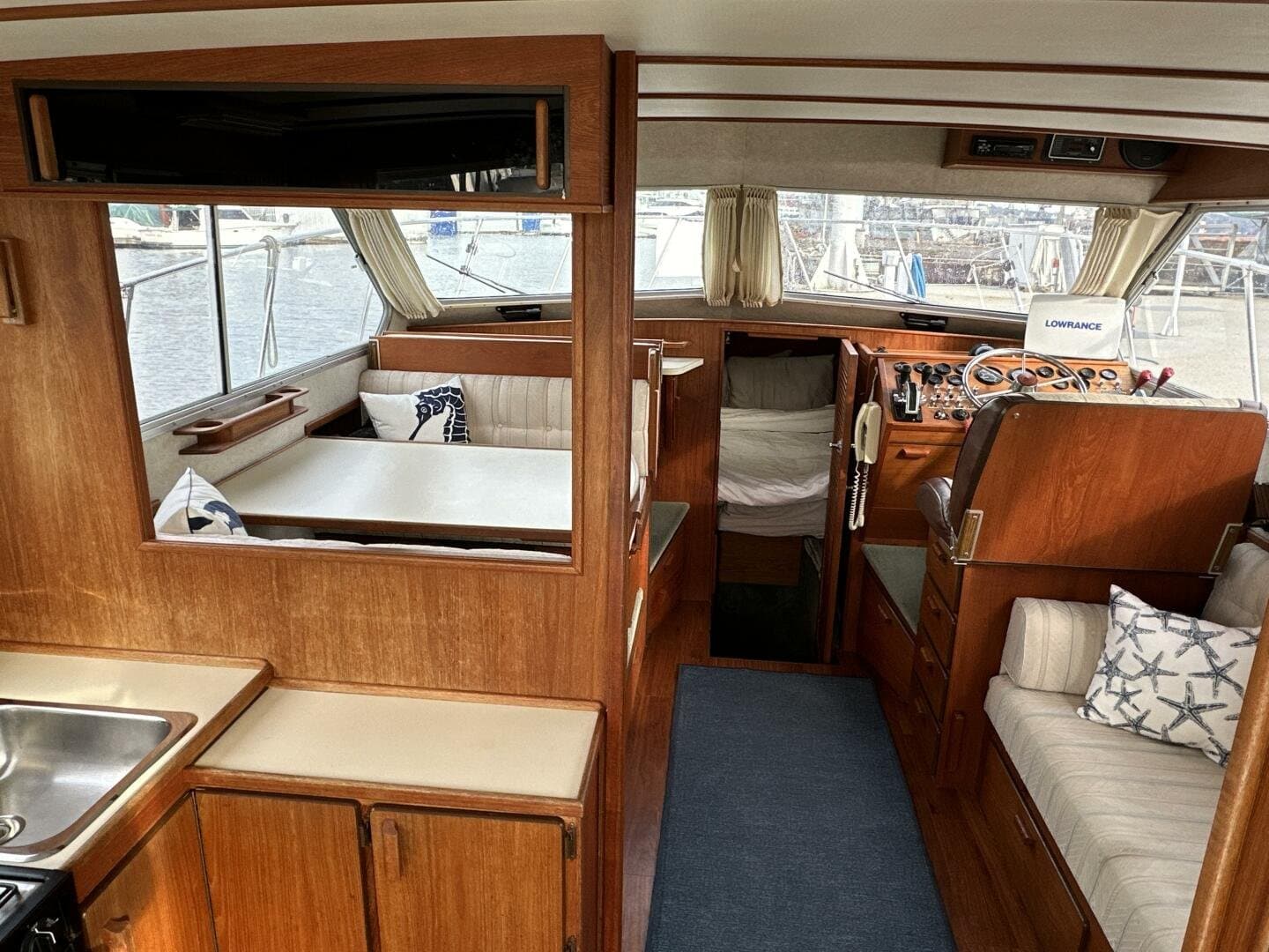 1990 Commander 30