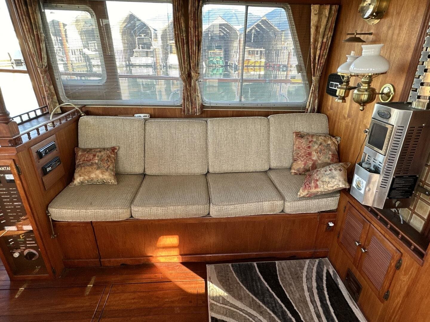 1982 Gulf Commander Aft Cabin