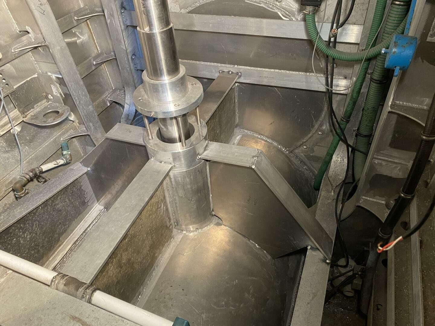 2009 Custom Self Propelled Landing Barge