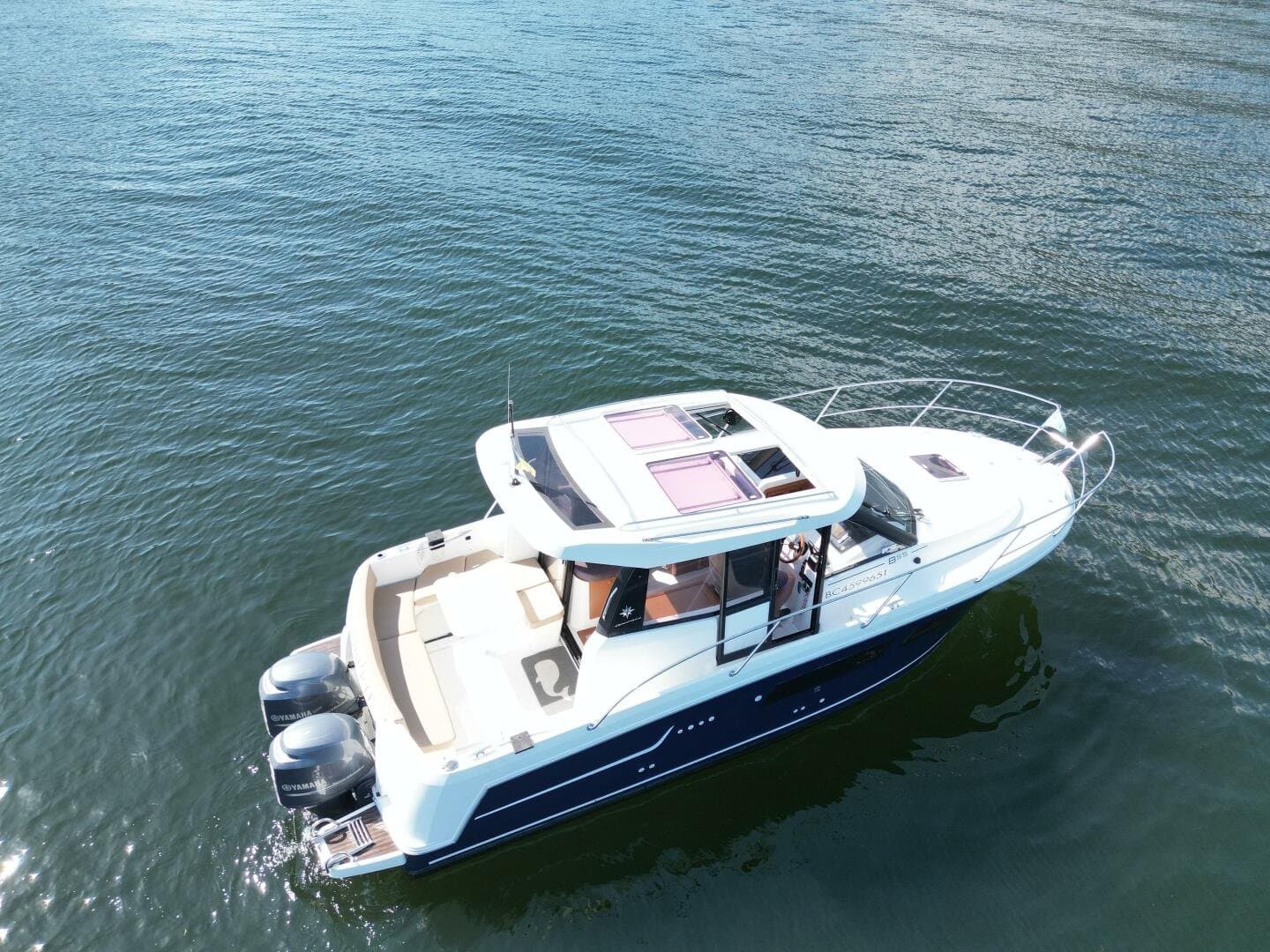 2014 Jeanneau 855 Merry Fisher