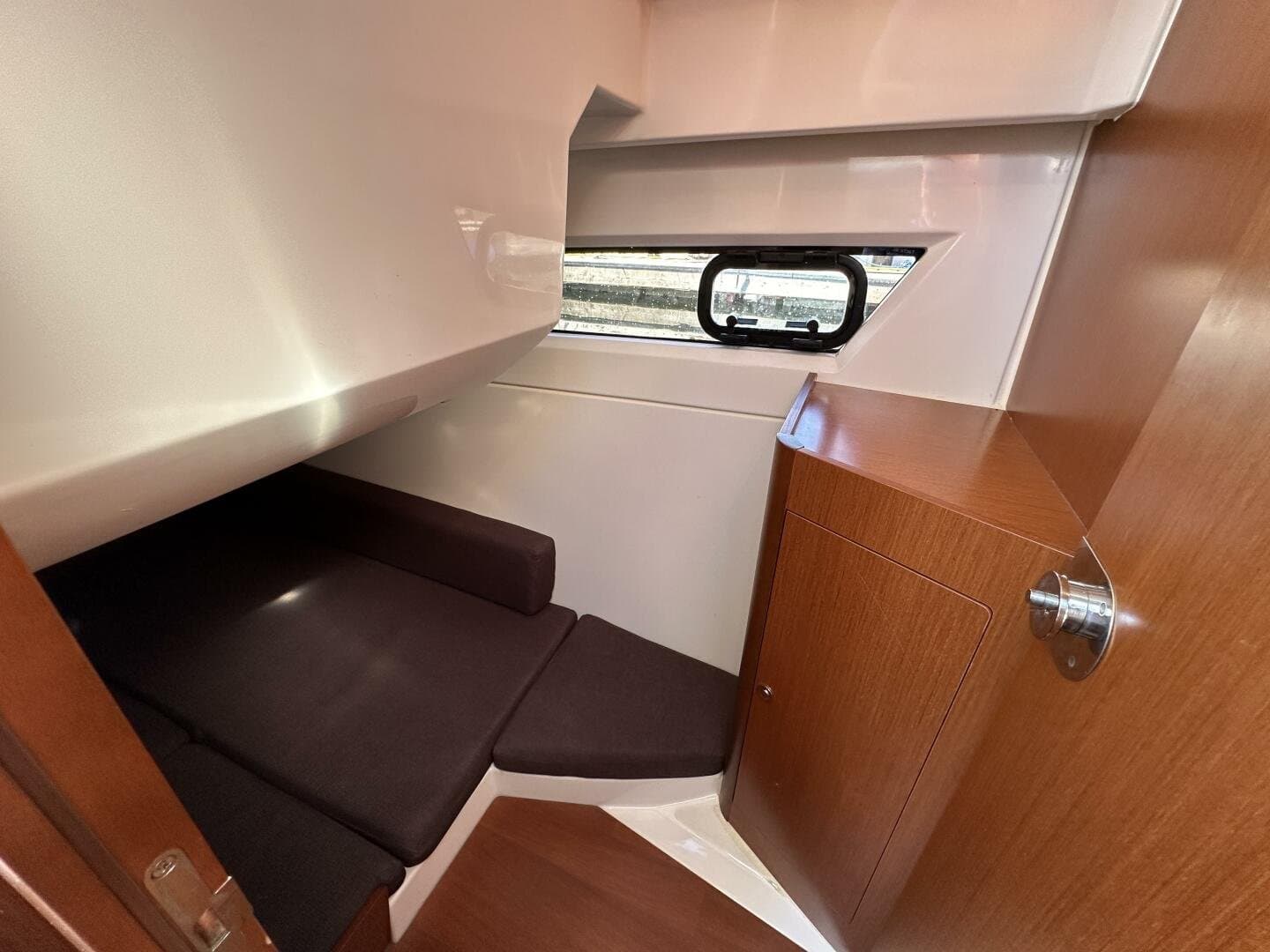 2014 Jeanneau 855 Merry Fisher