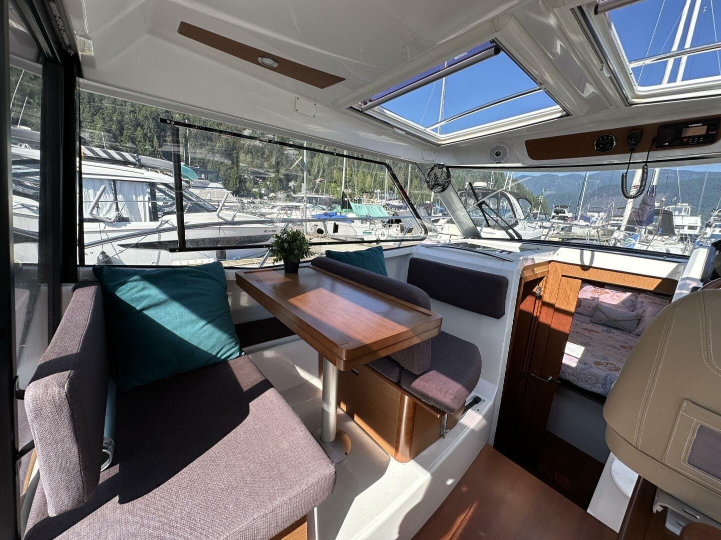 2014 Jeanneau 855 Merry Fisher