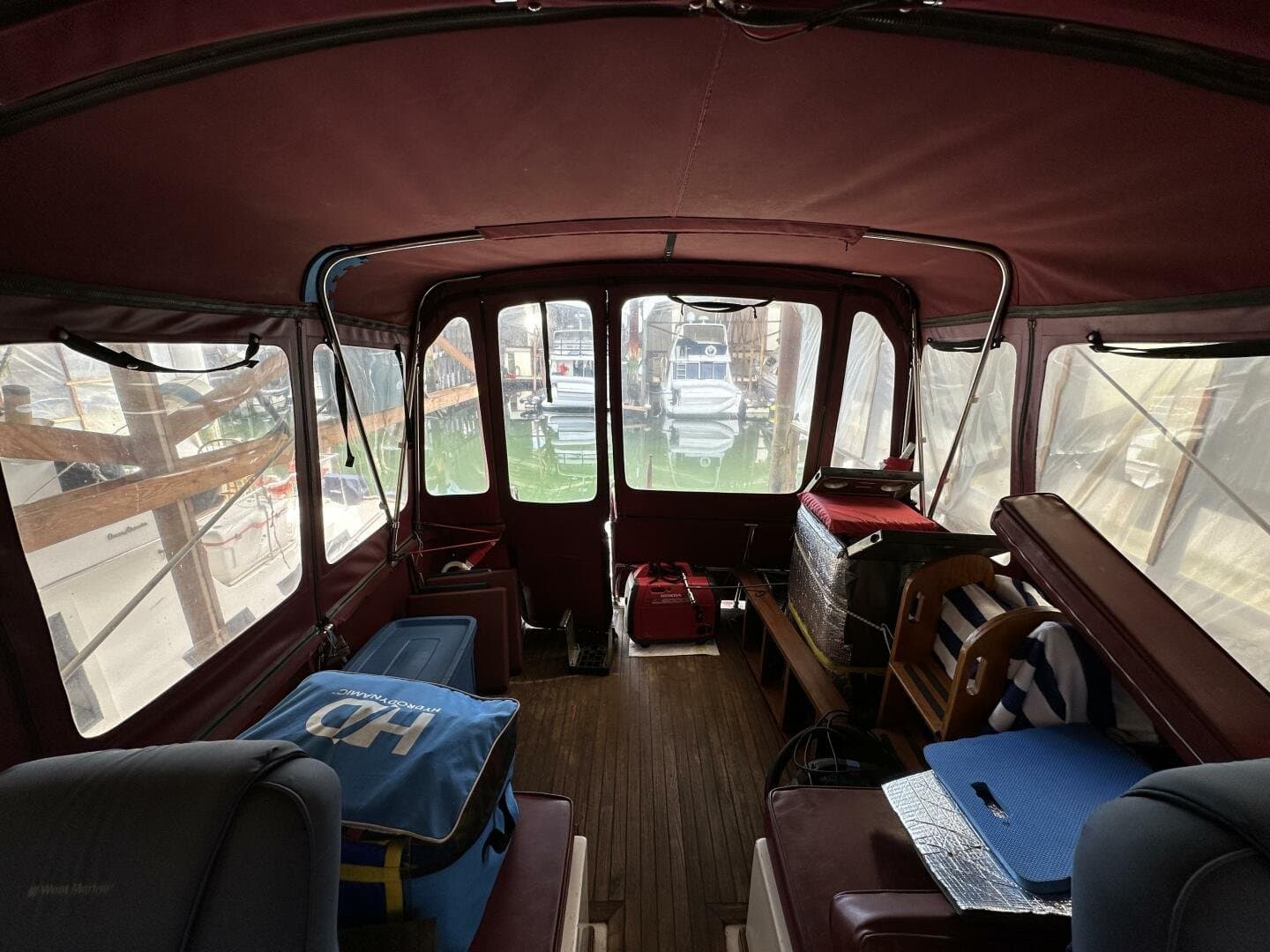 1987 Trawler 34 Tri Cabin