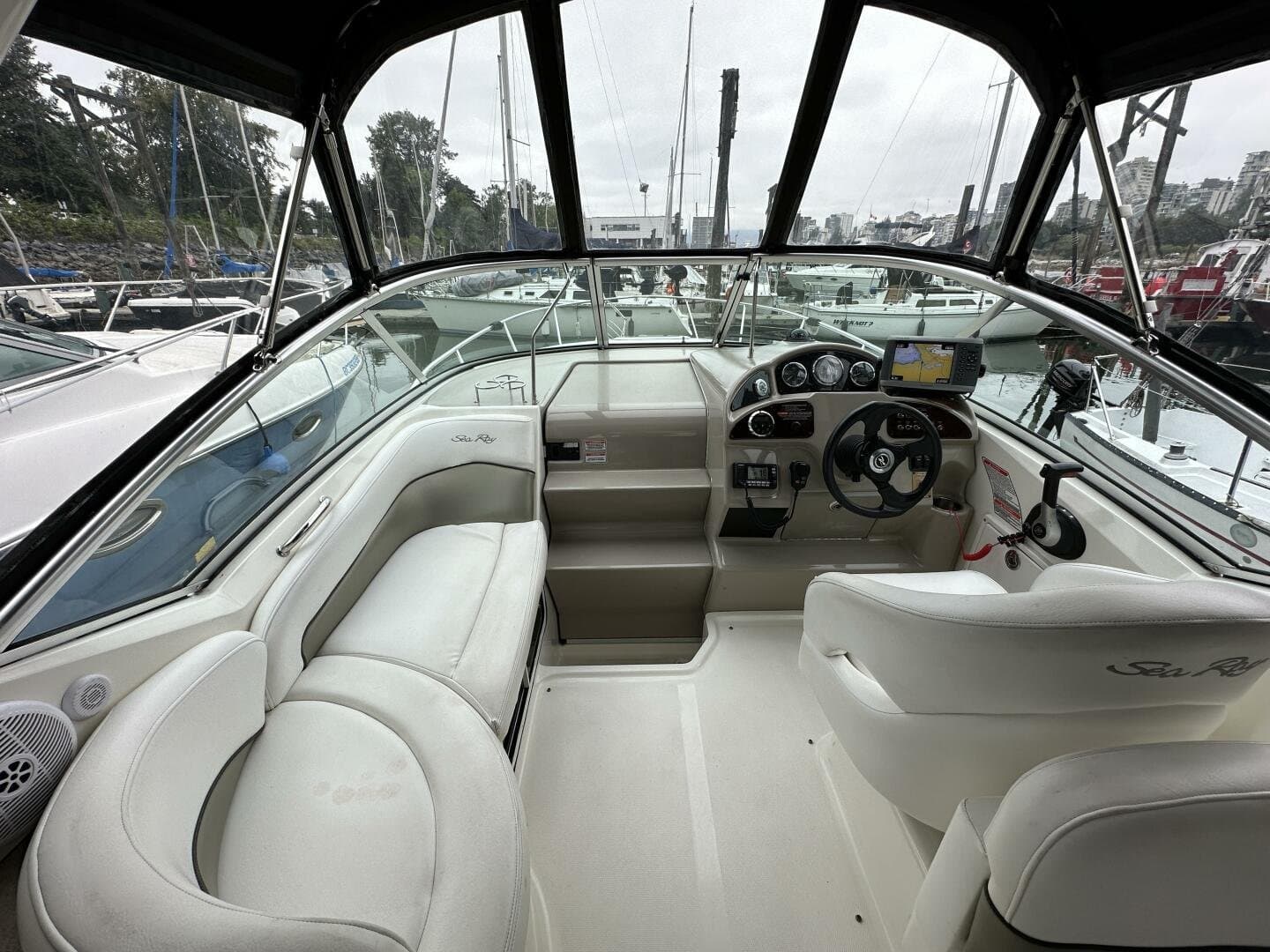 2006 Sea Ray null