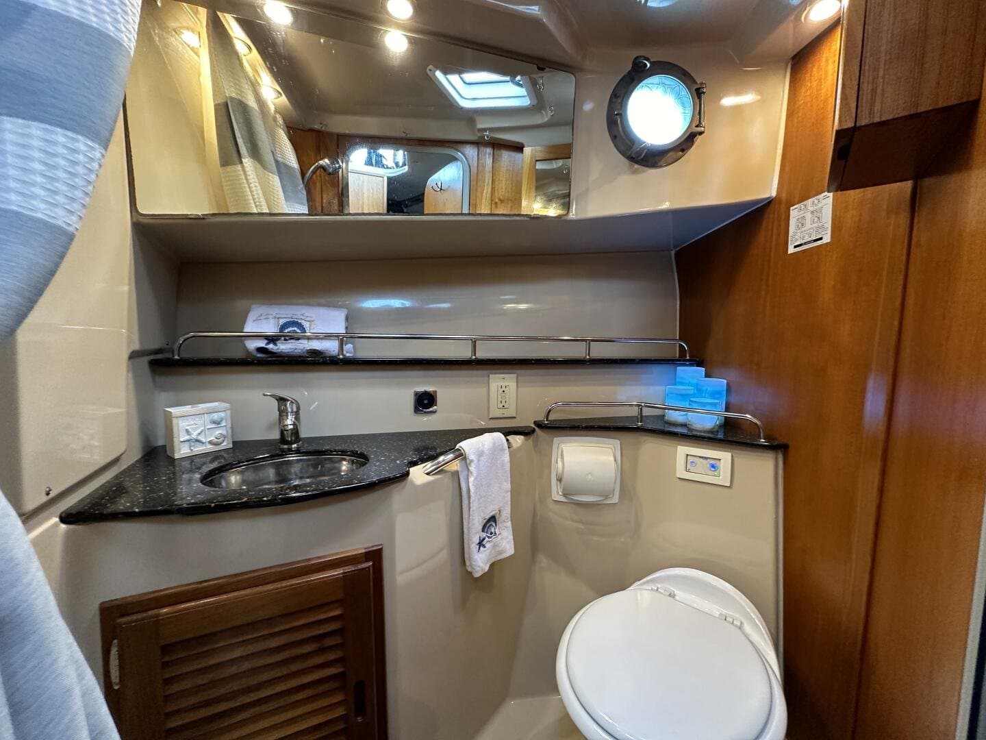 2011 Ranger Tugs null