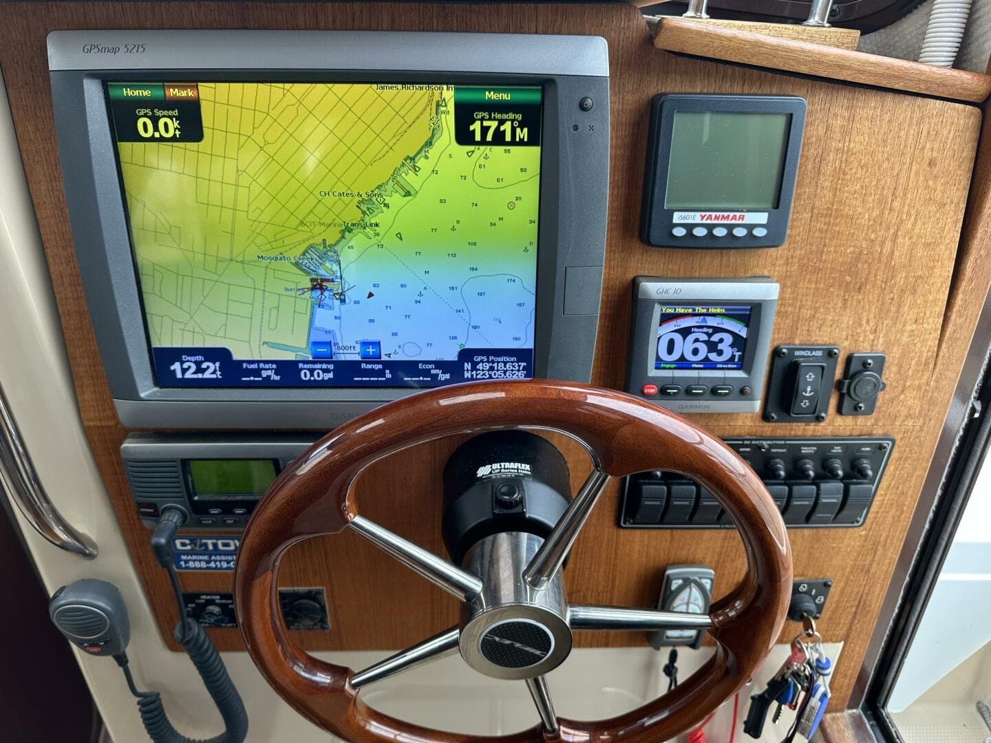 2011 Ranger Tugs null