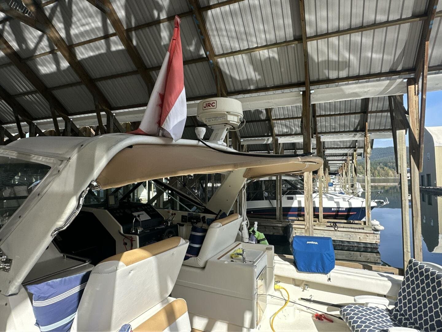 1988 Tiara Yachts 3300 Open