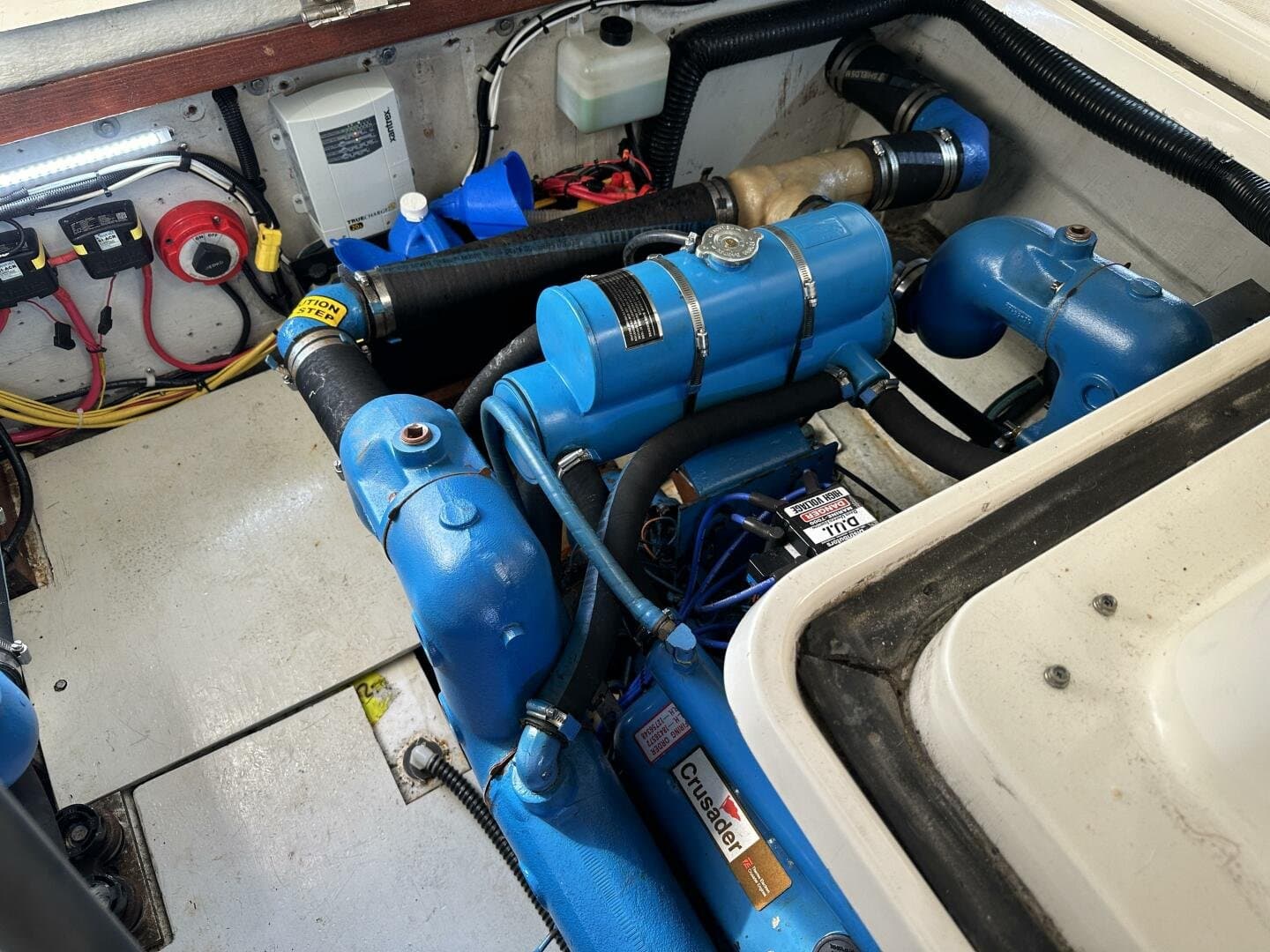 1988 Tiara Yachts 3300 Open