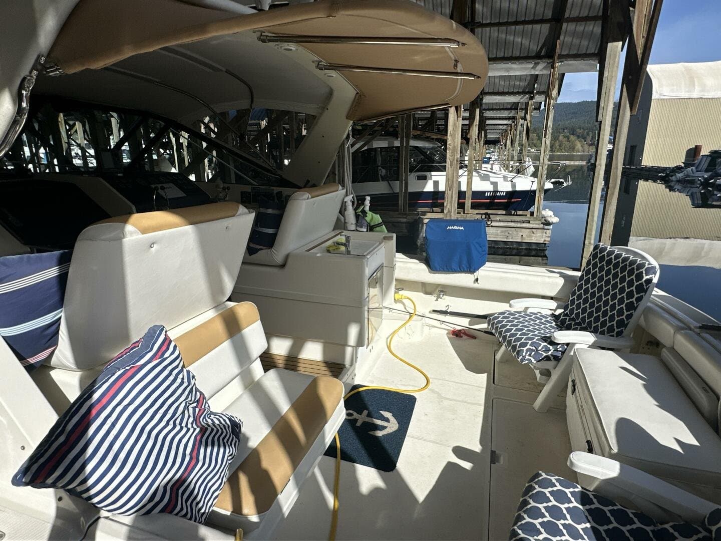 1988 Tiara Yachts 3300 Open