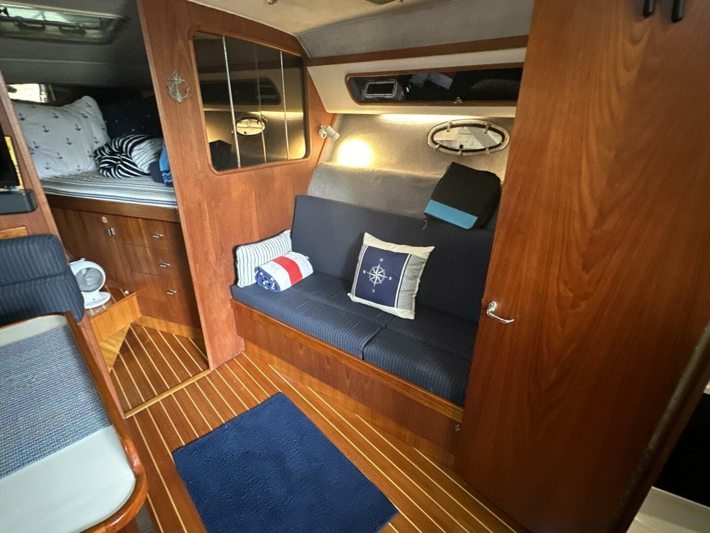 1988 Tiara Yachts 3300 Open