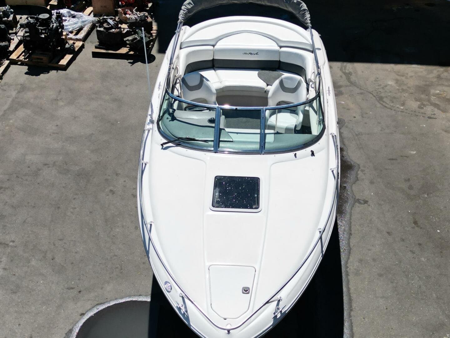 1998 Sea Ray 230 Select