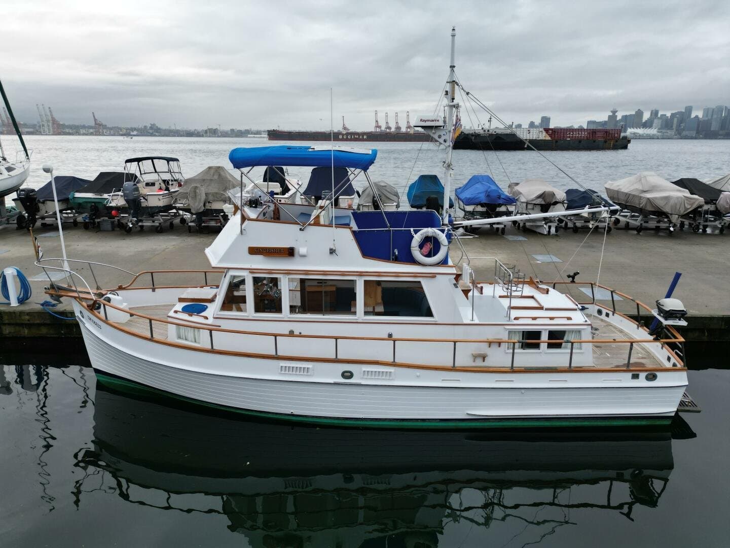 1974 Grand Banks null