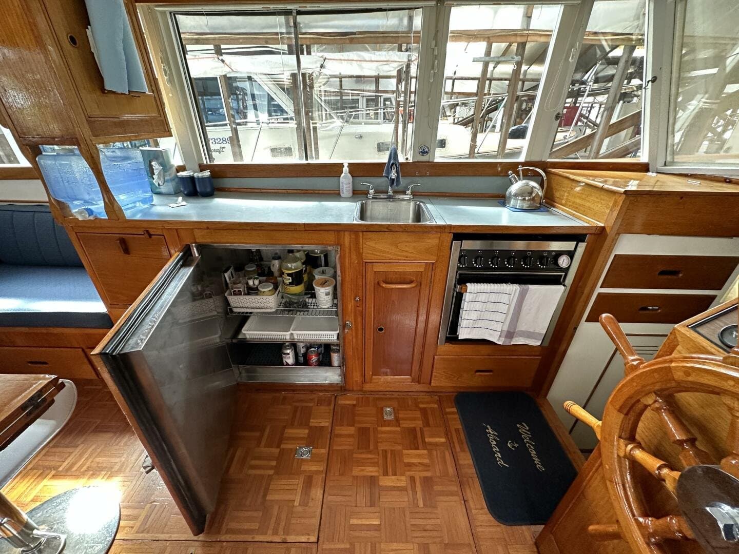 1974 Grand Banks null