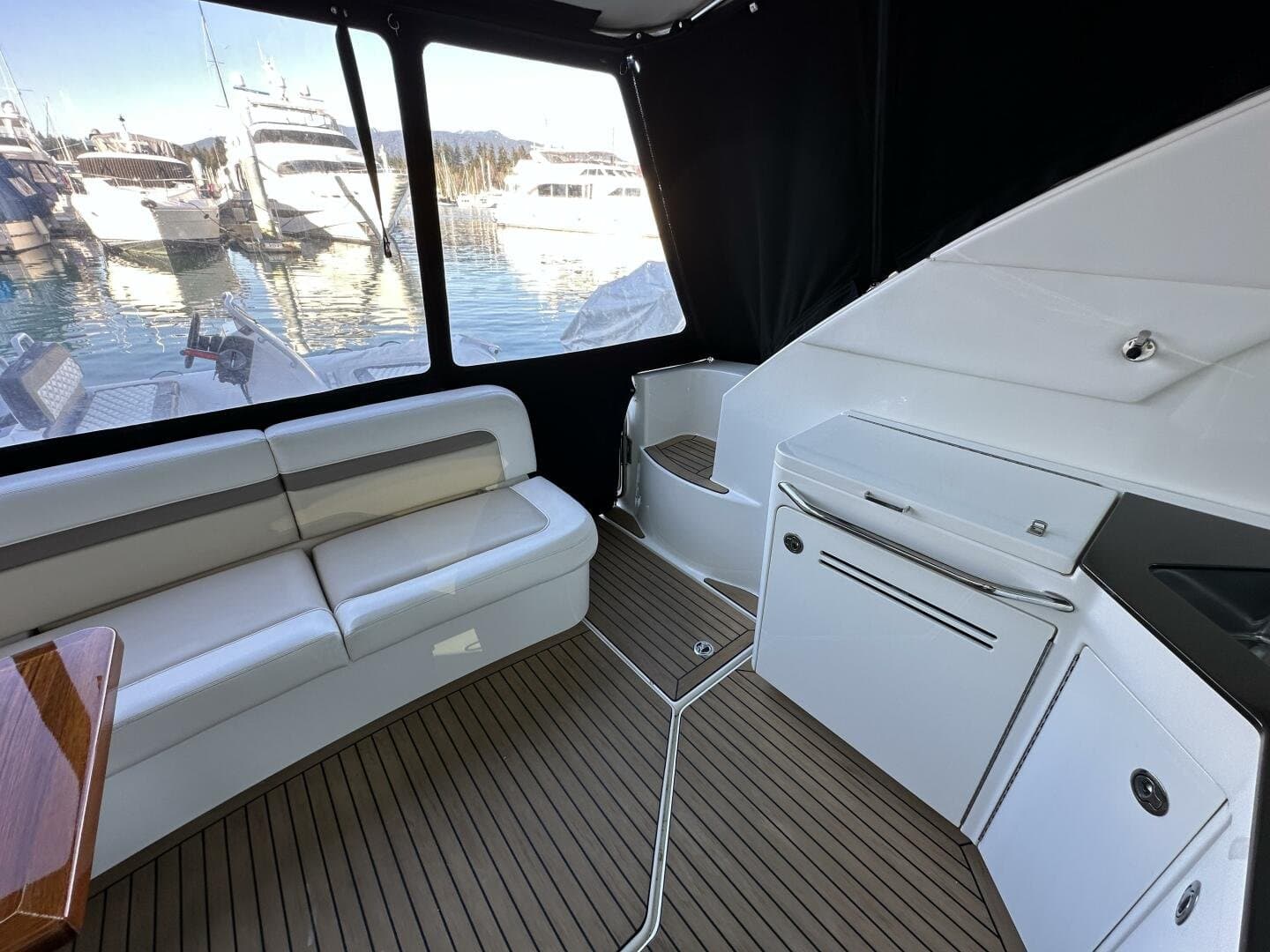 2012 Sea Ray 470 Sundancer