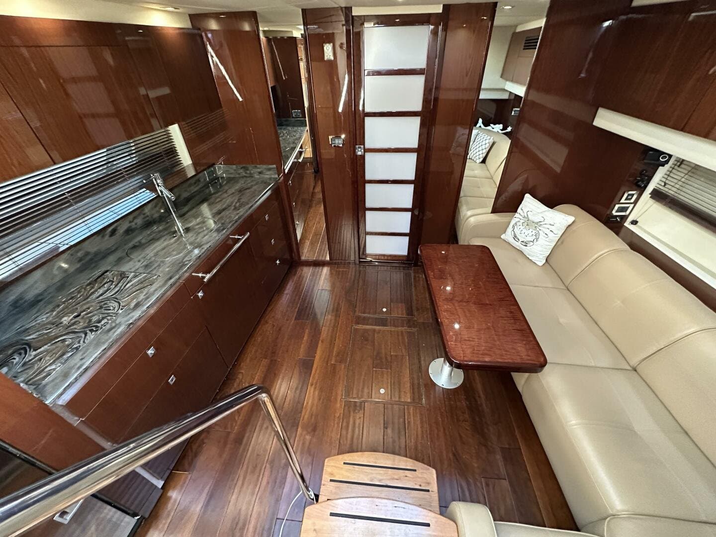 2012 Sea Ray 470 Sundancer