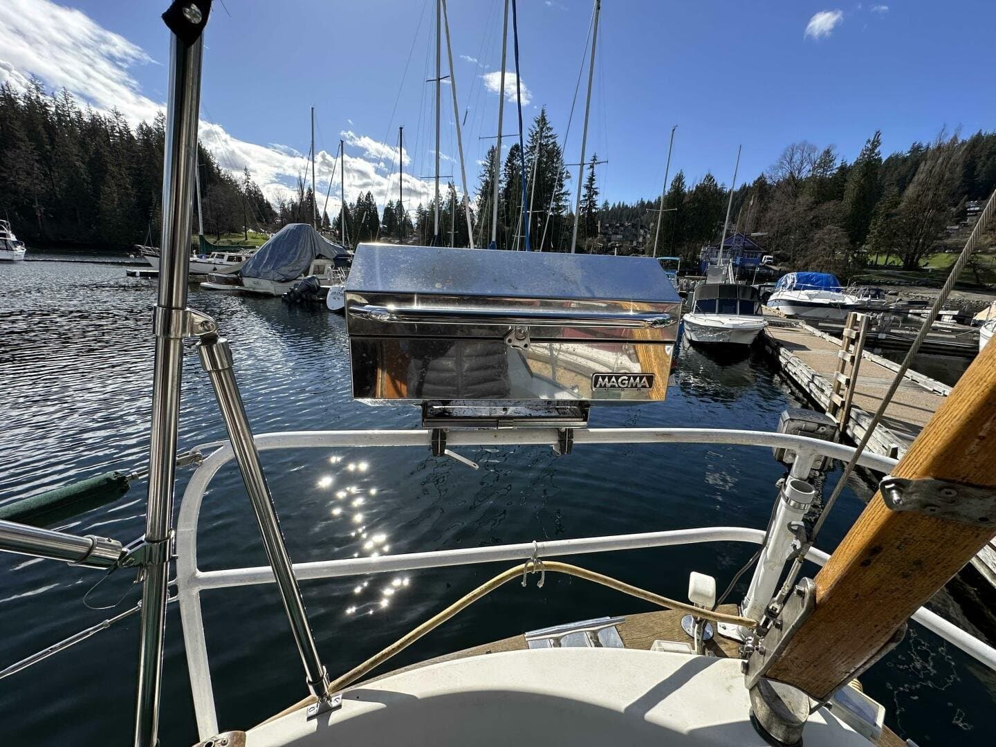 1979 Truant Offshore Pilothouse