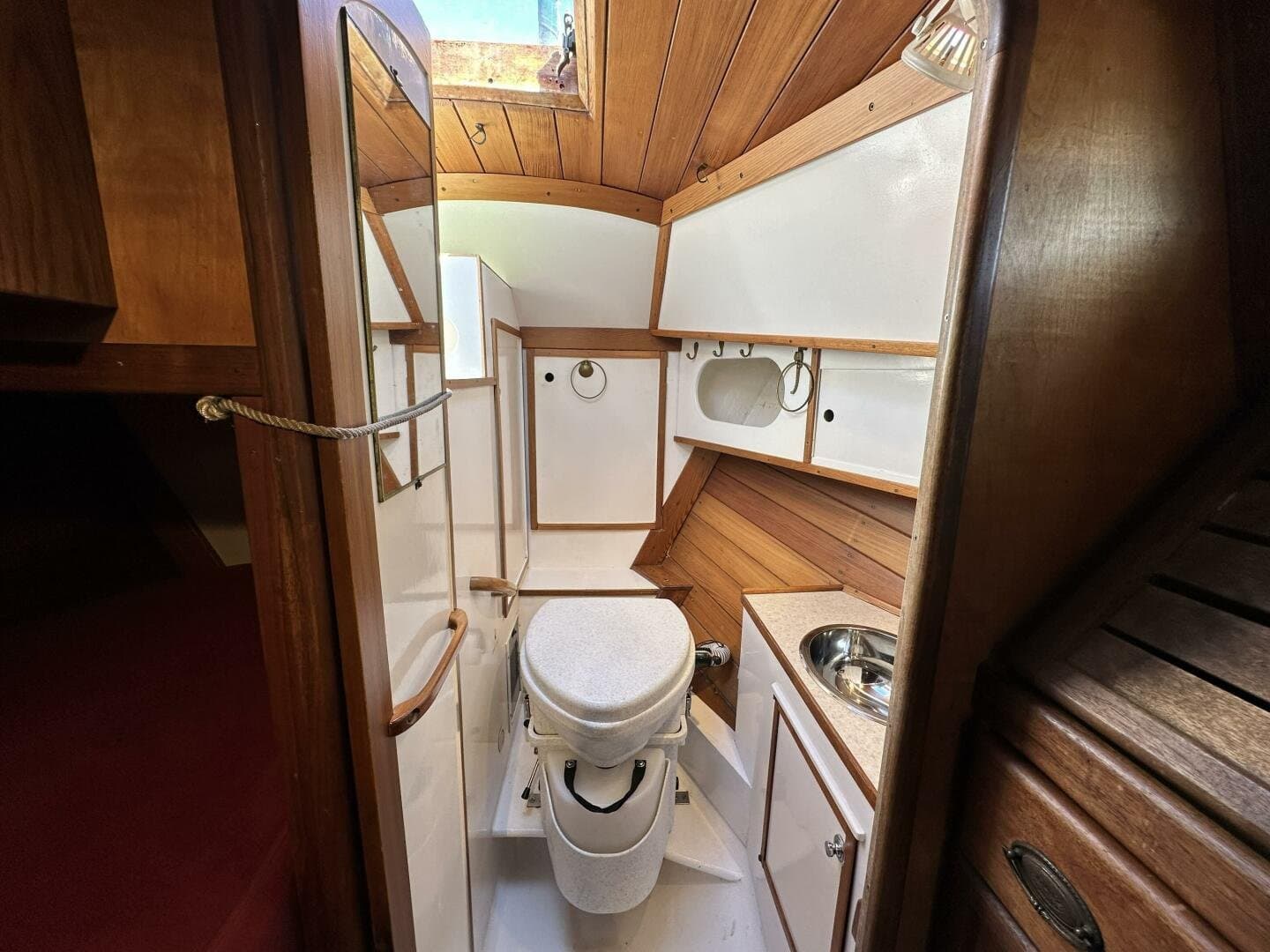 1979 Truant Offshore Pilothouse