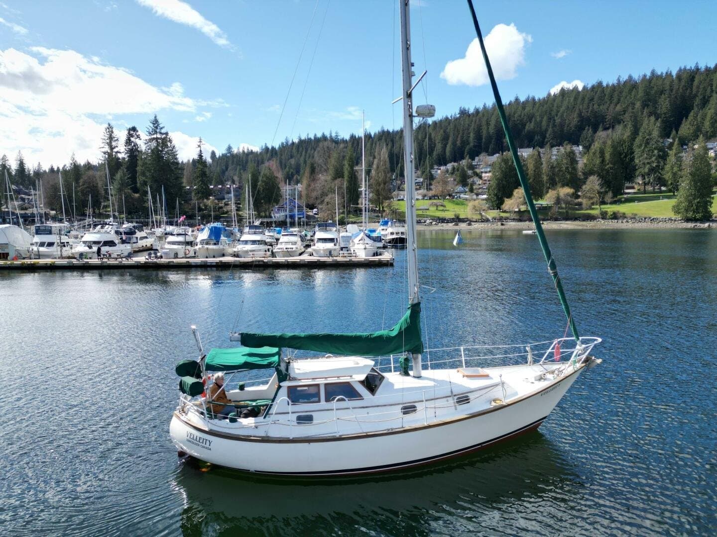 1979 Truant Offshore Pilothouse