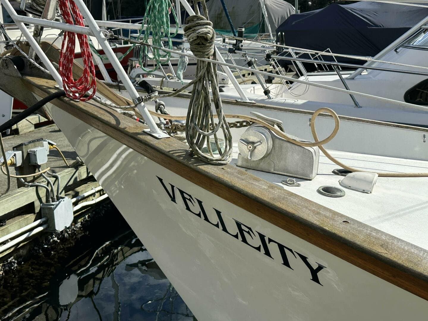 1979 Truant Offshore Pilothouse