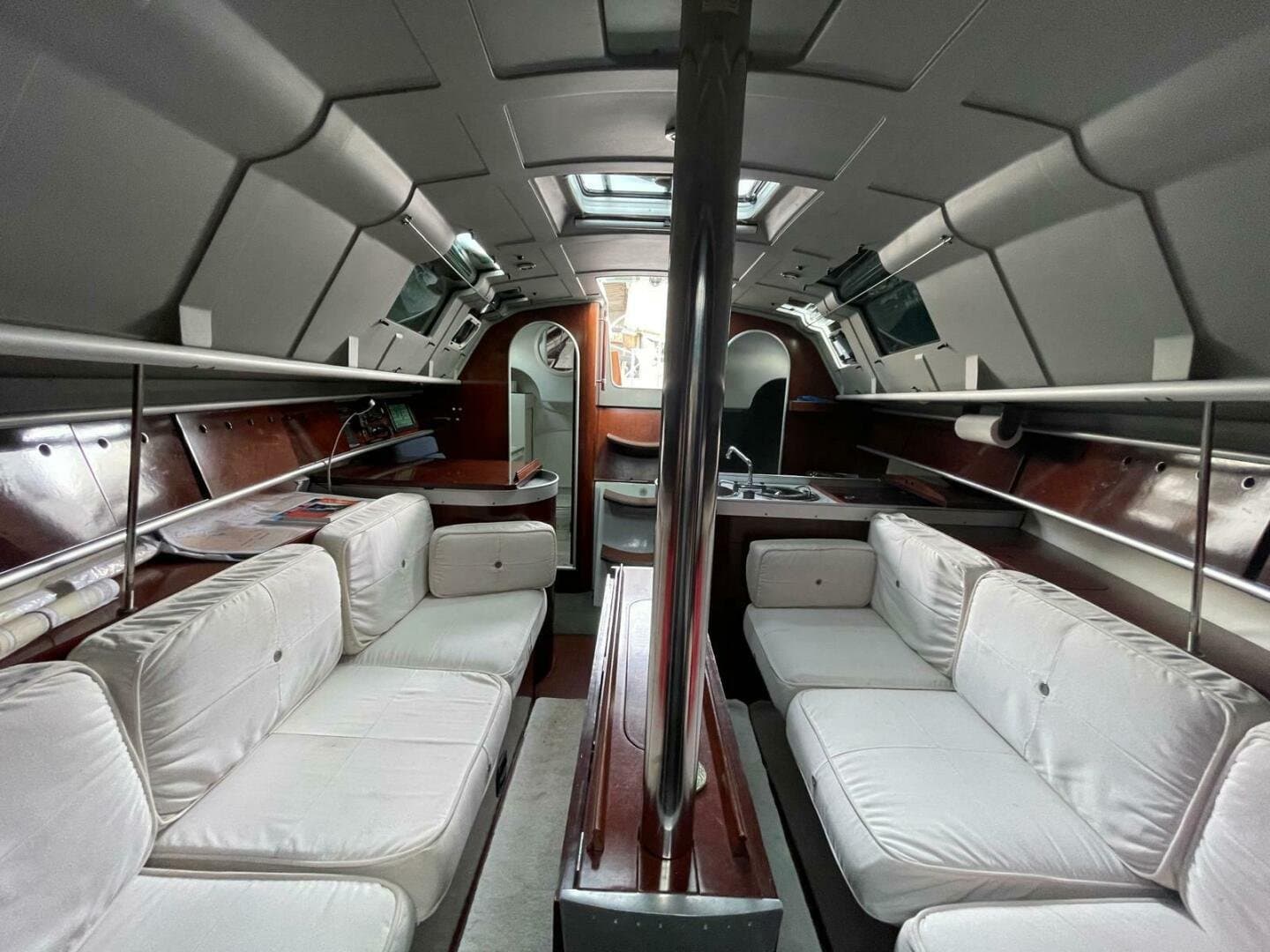 1990 Beneteau 32 First