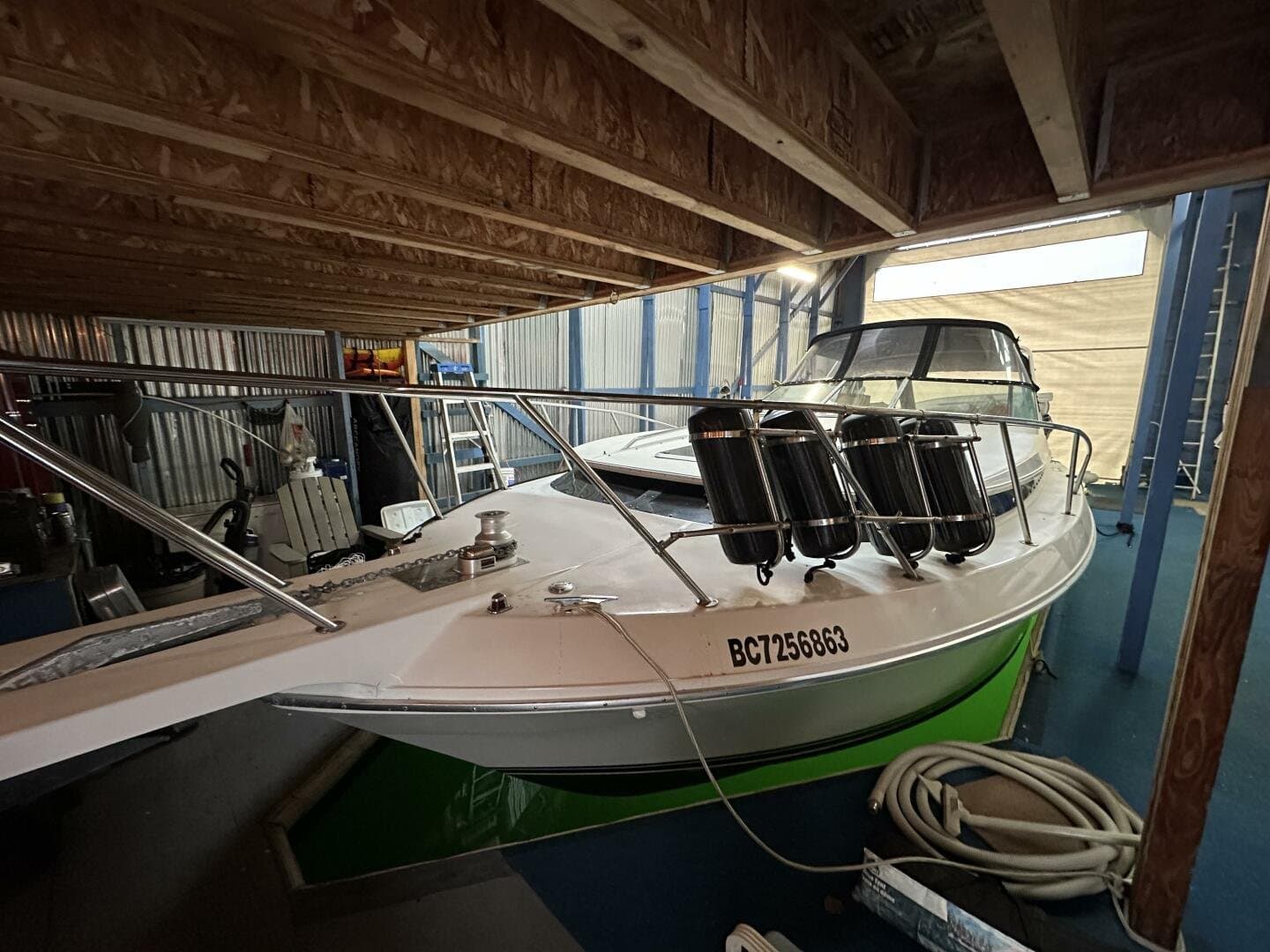 1990 Wellcraft 3300 St. Tropez