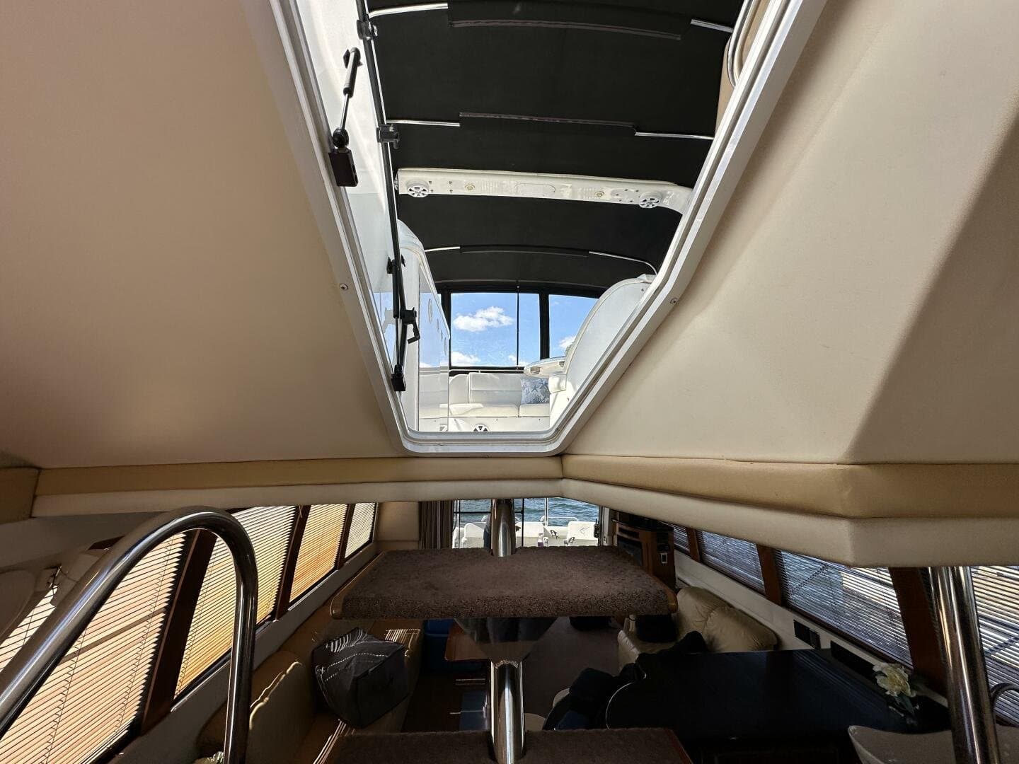 2001 Carver 570 Voyager Pilothouse