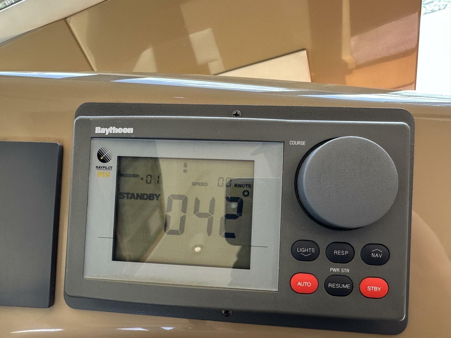 2001 Carver 570 Voyager Pilothouse