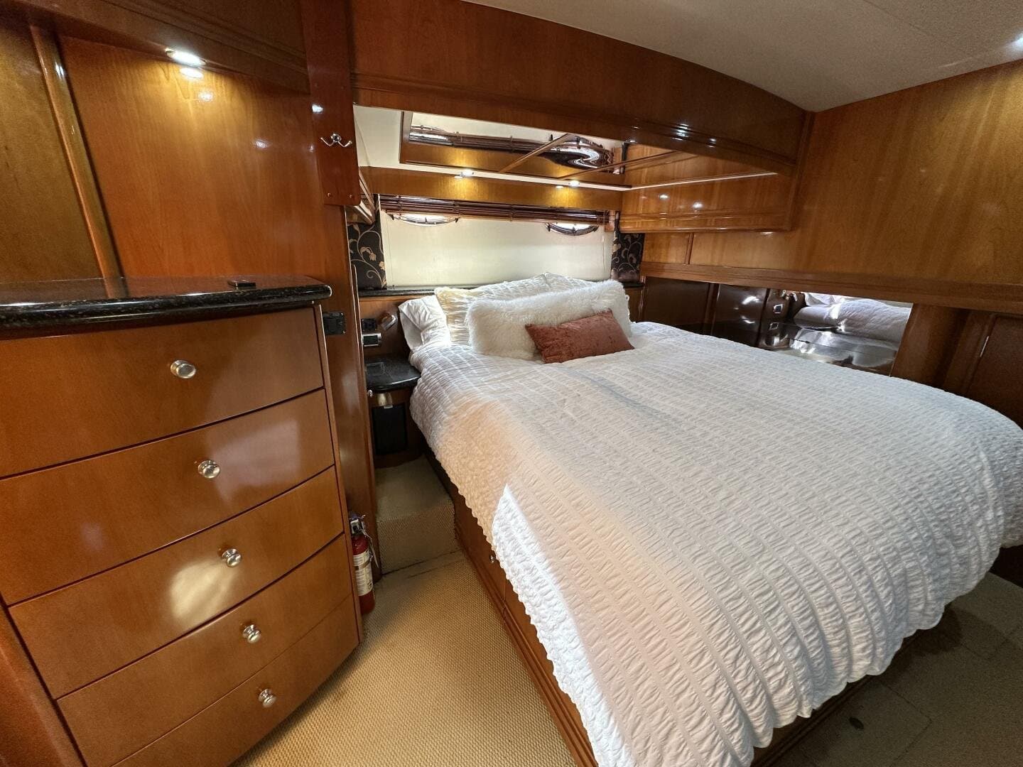 2001 Carver 570 Voyager Pilothouse