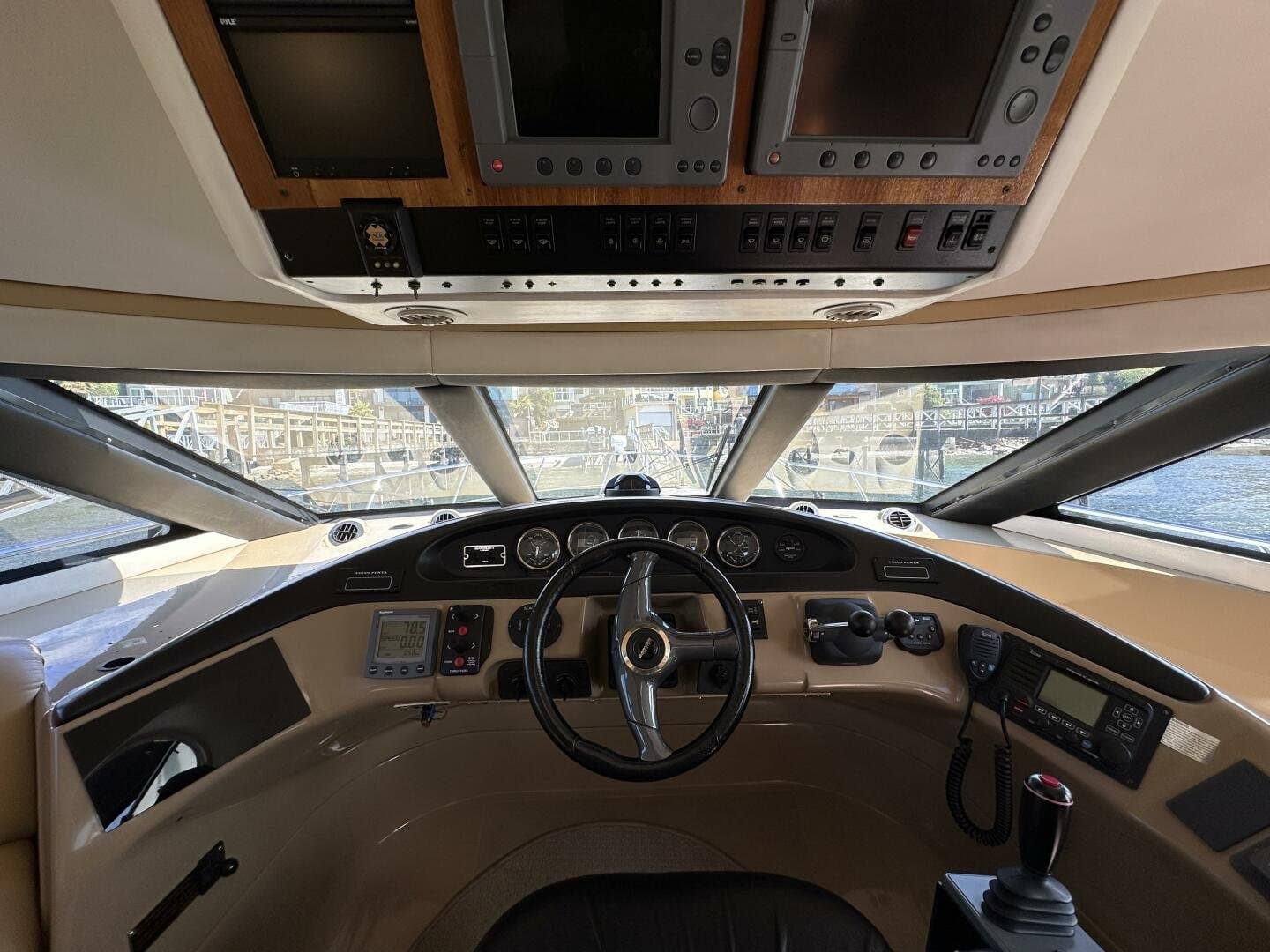 2001 Carver 570 Voyager Pilothouse