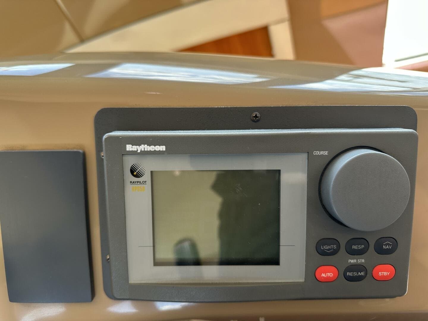 2001 Carver 570 Voyager Pilothouse