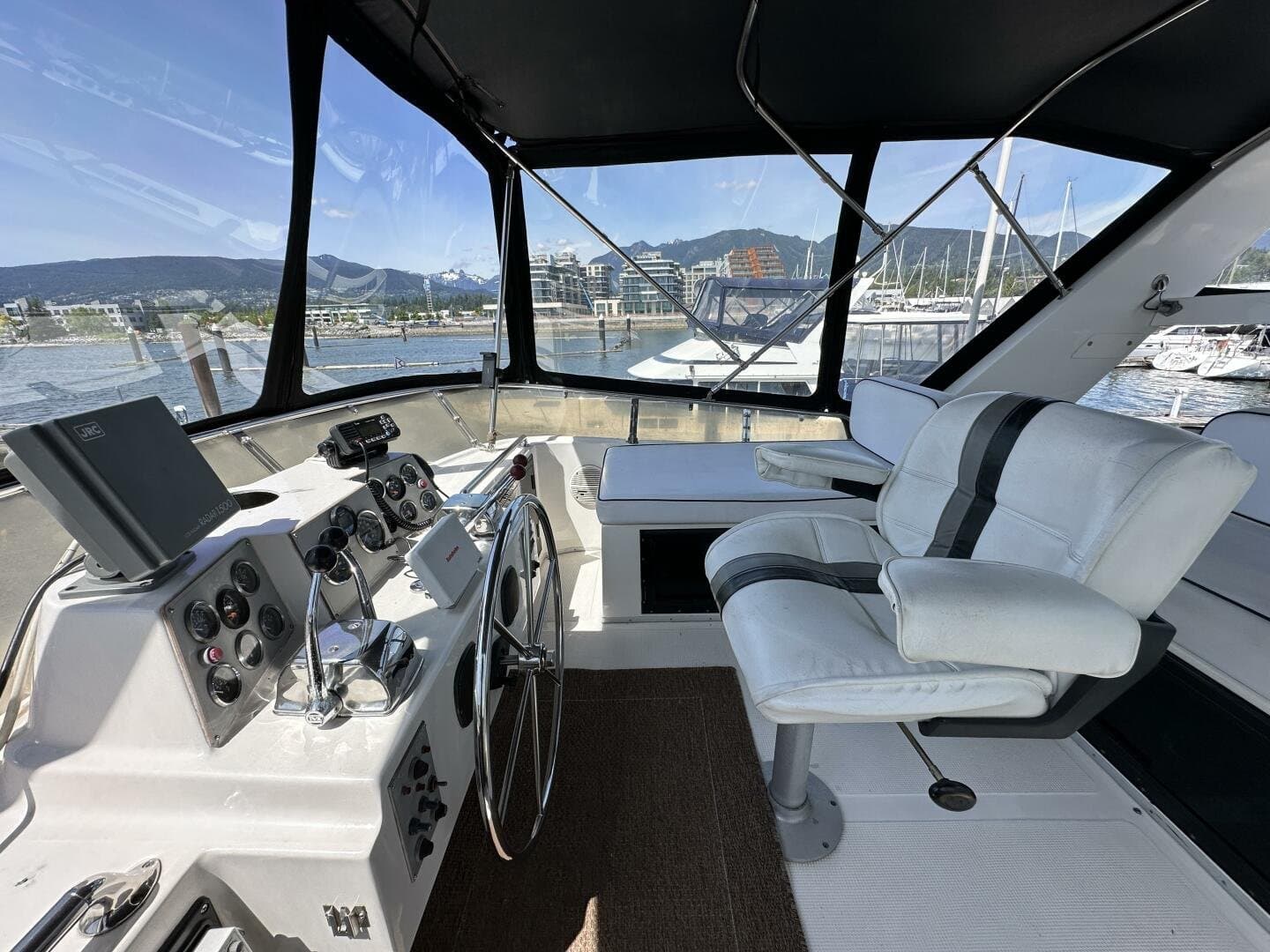 1990 Ocean Alexander 440 Sundeck