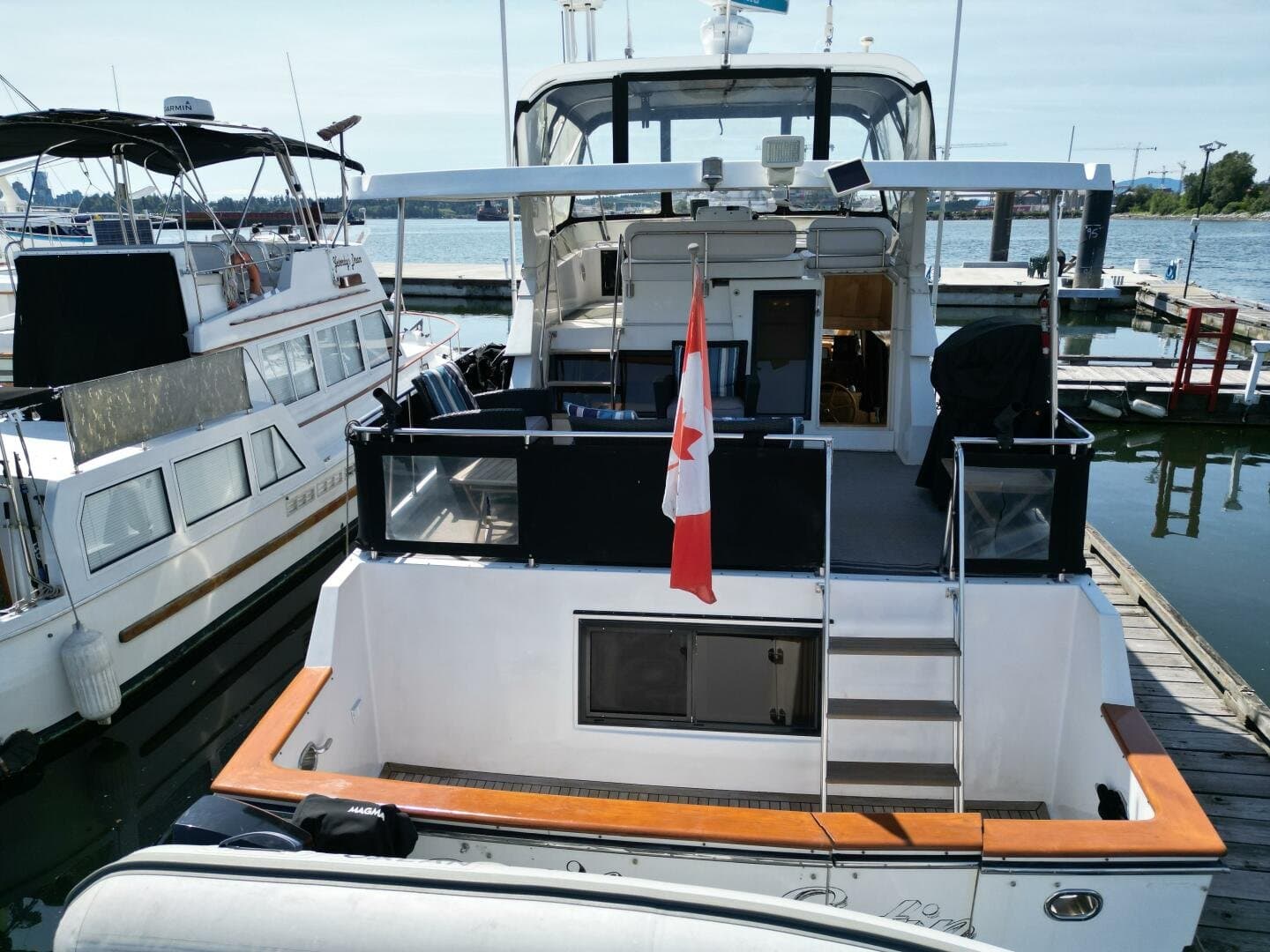 1990 Ocean Alexander 440 Sundeck