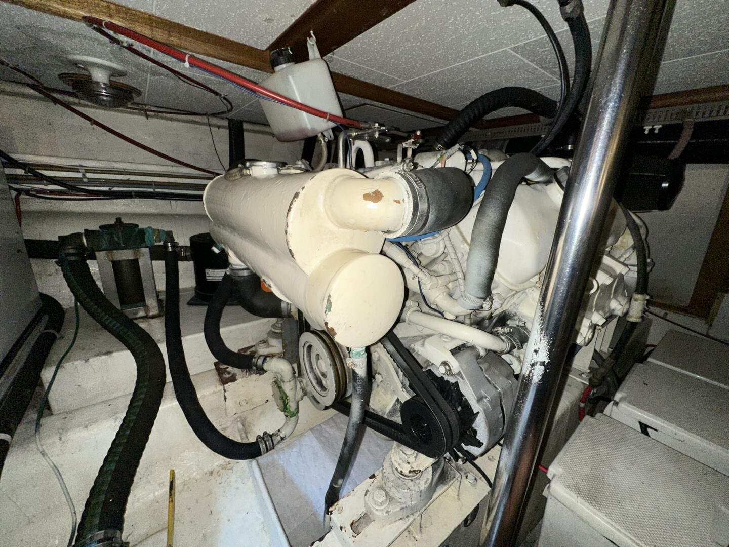 1990 Ocean Alexander 440 Sundeck