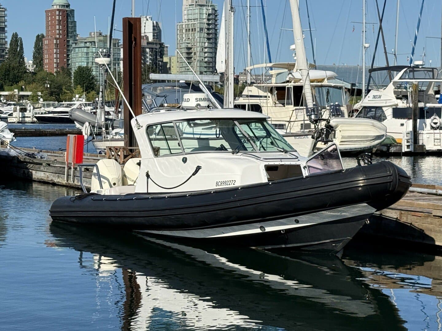 2006 Protector 28