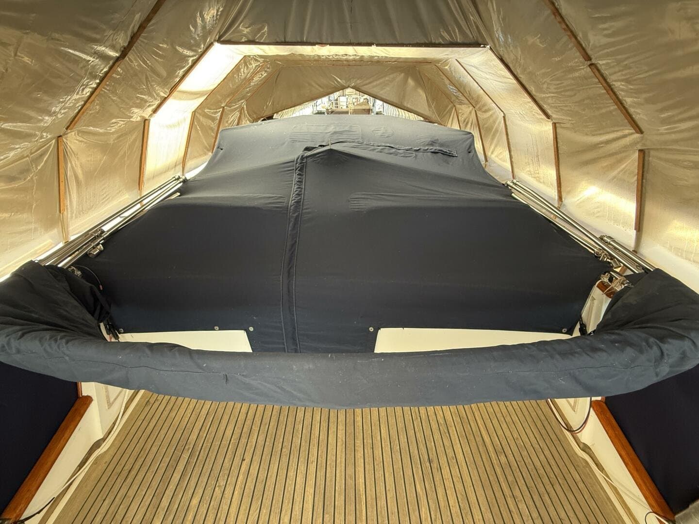 1980 Grand Banks Classic