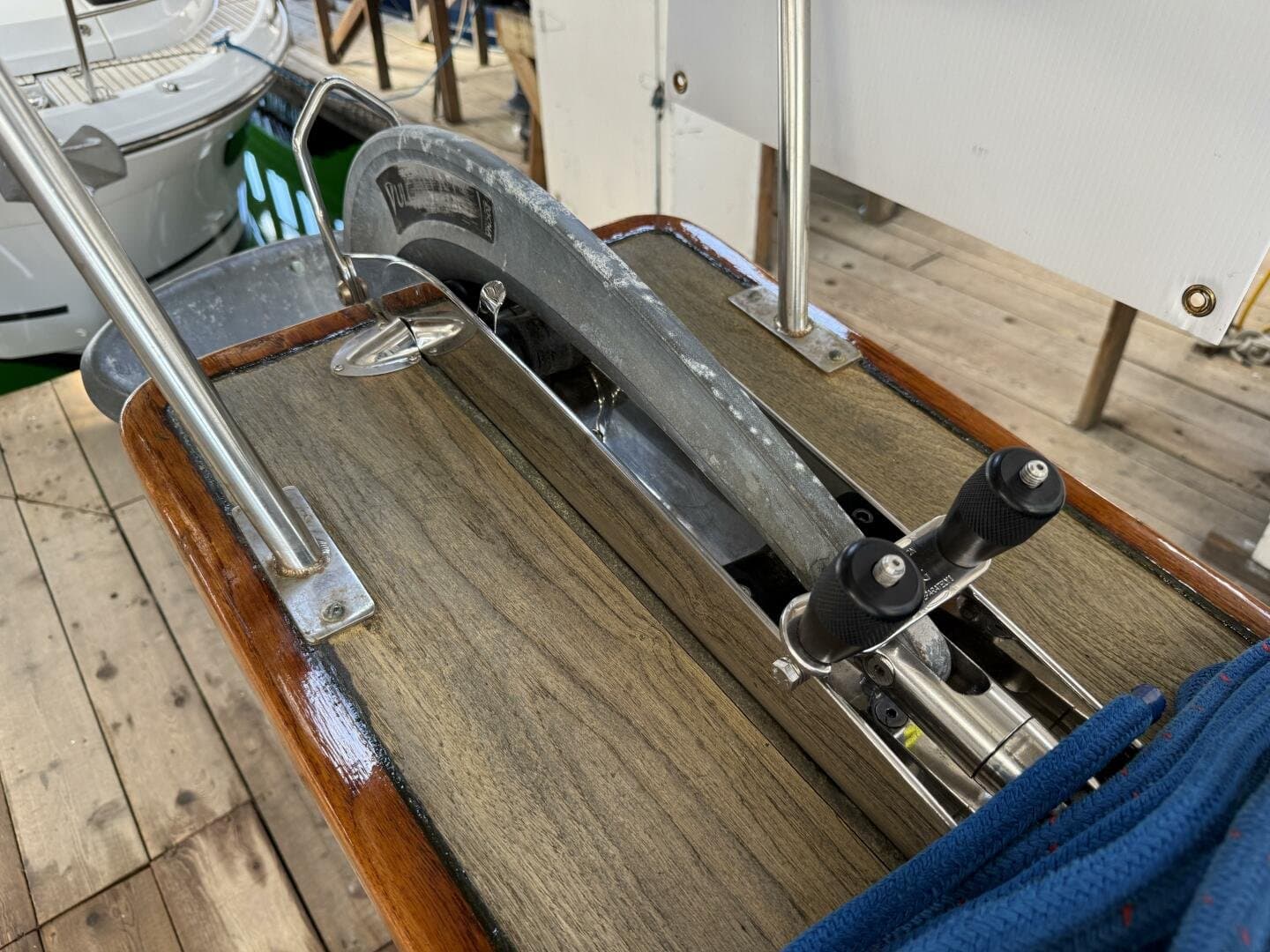 1980 Grand Banks Classic