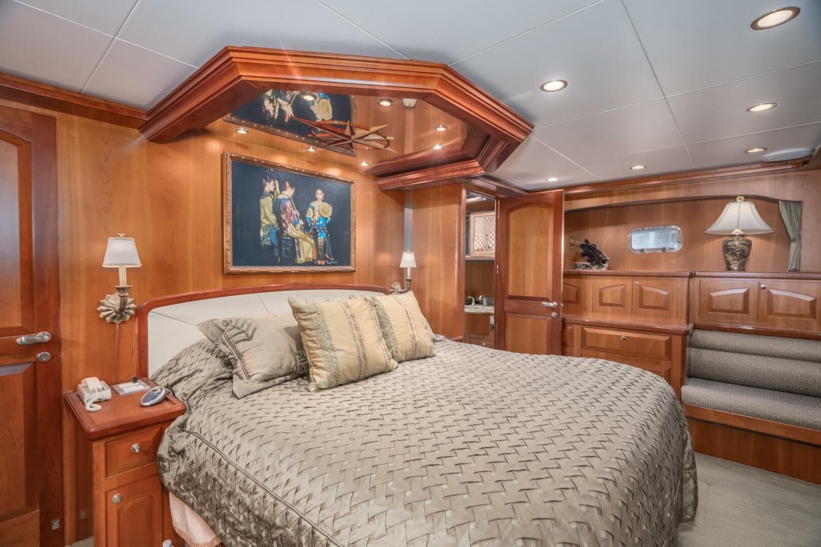 2005 President Skylounge