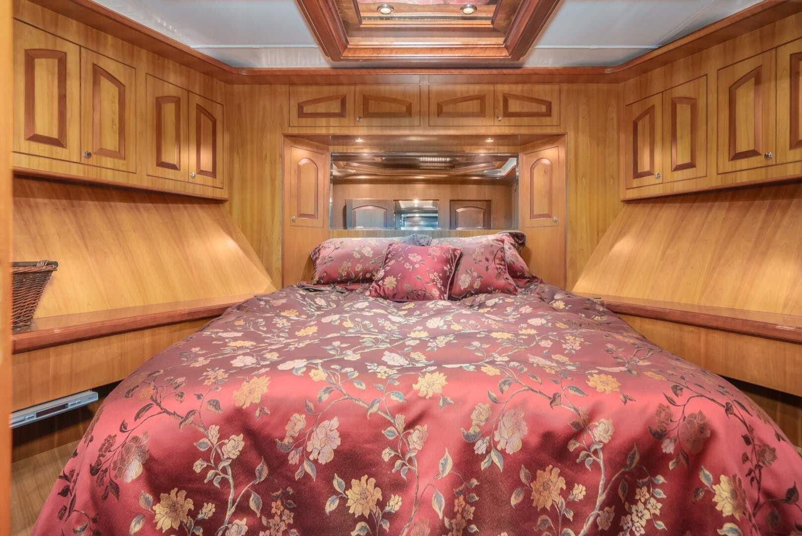 2005 President Skylounge