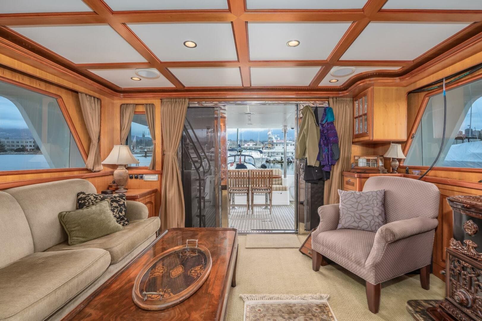 2005 President Skylounge