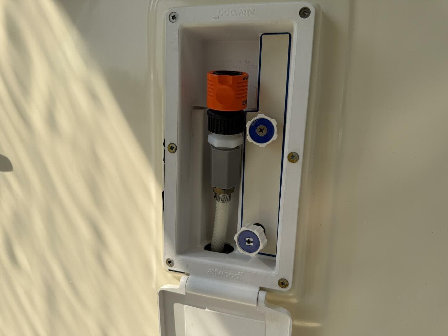 2011 North Pacific 38 Sedan