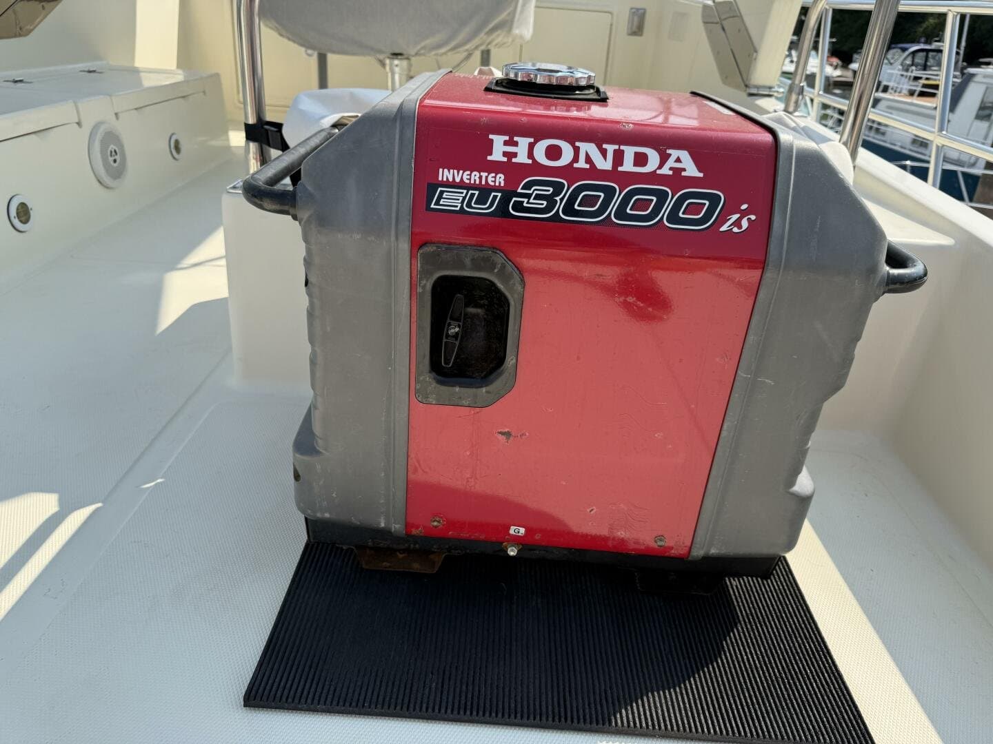 2011 North Pacific 38 Sedan