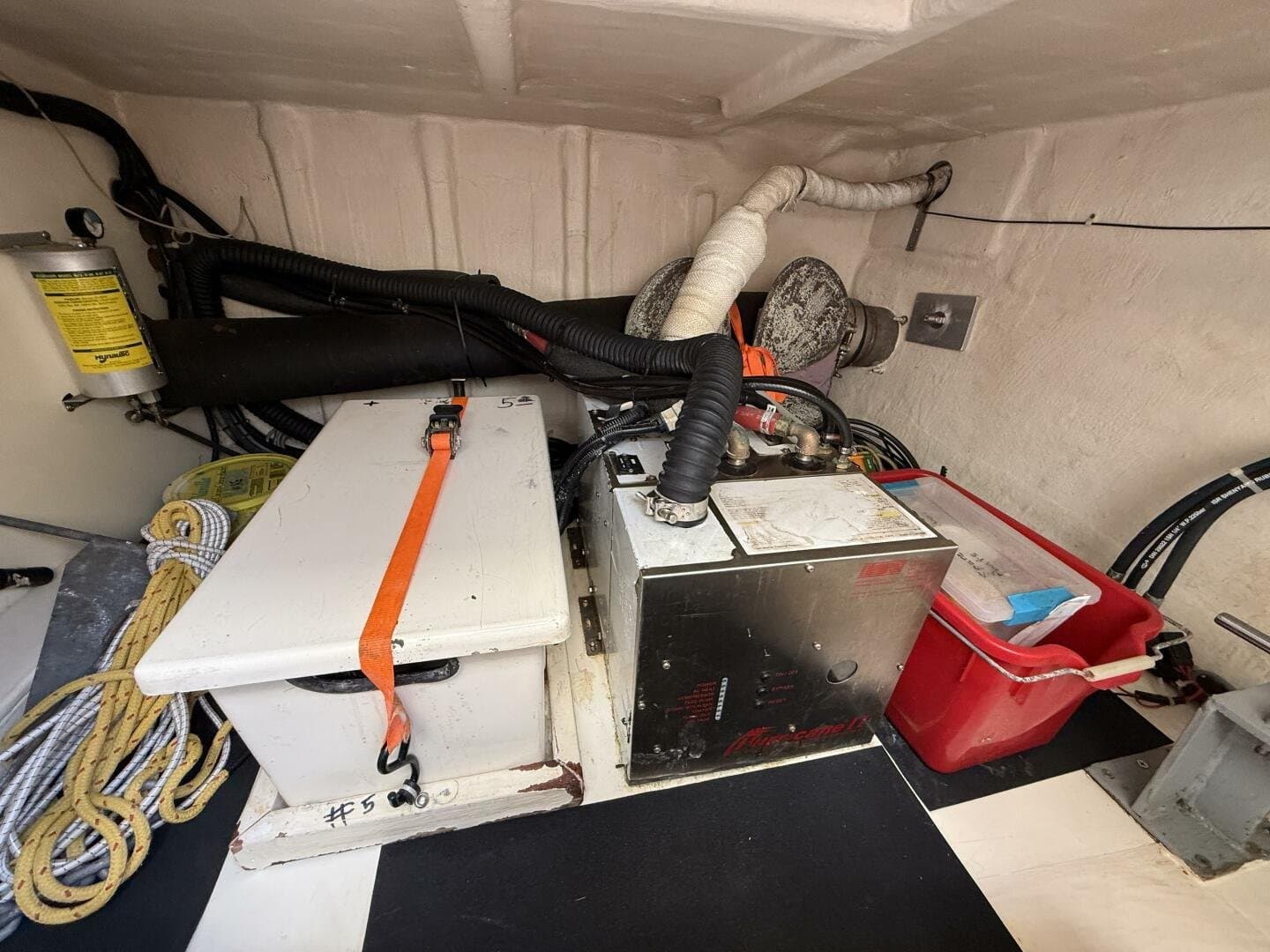 2011 North Pacific 38 Sedan